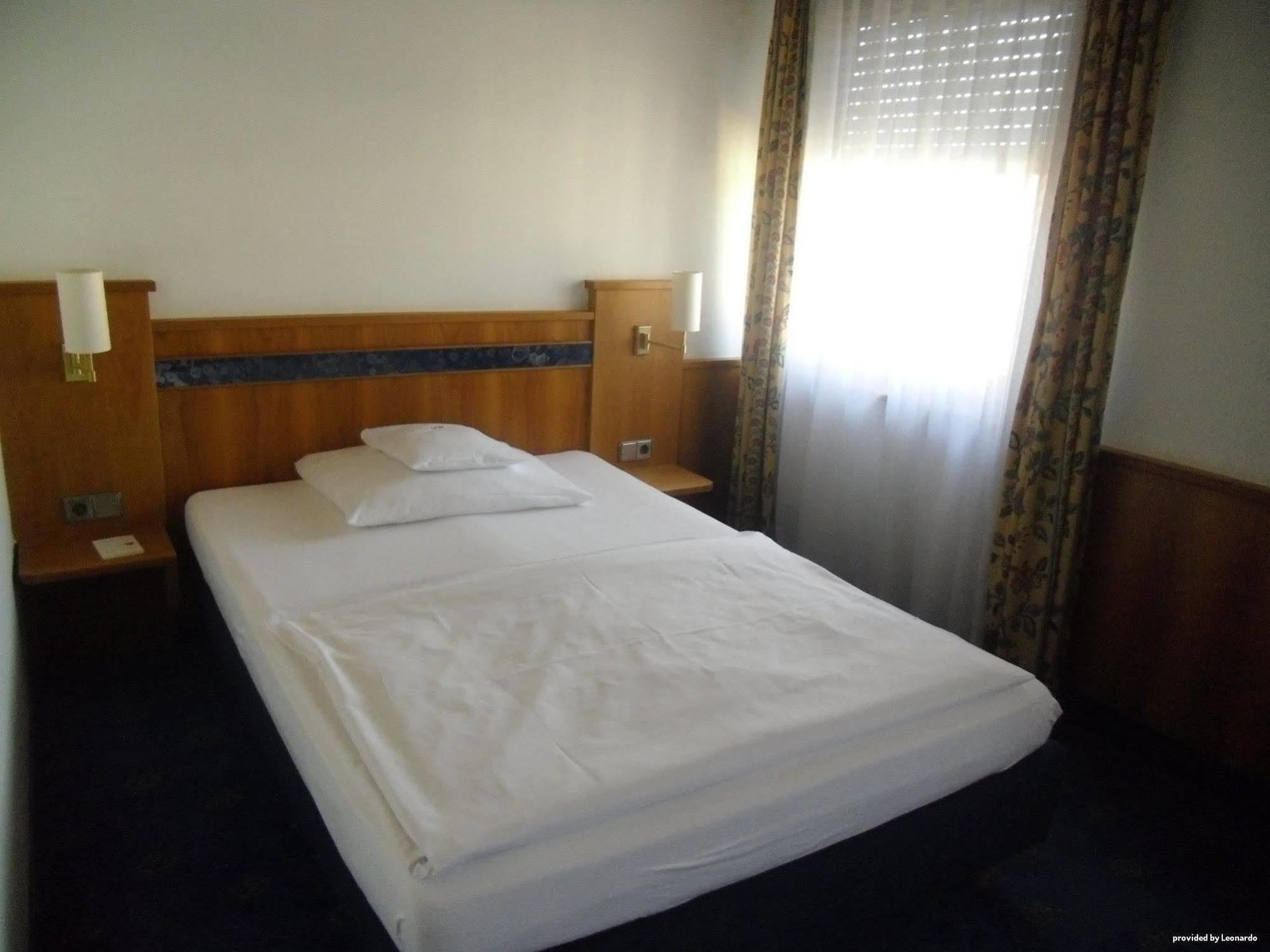 Hotel Stuttgart 21 Oda fotoğraf